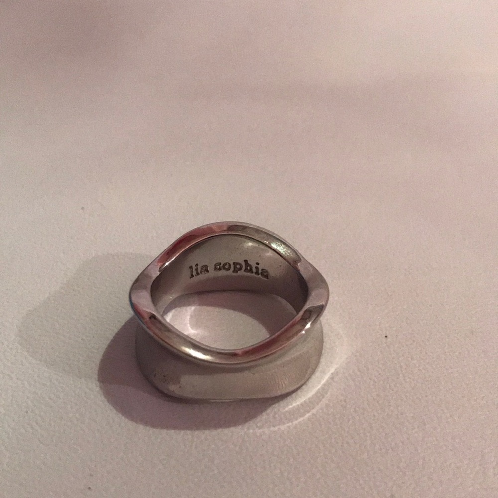 🛍SALE🛍Lia Sophia Sterling Silver Ring sz 6